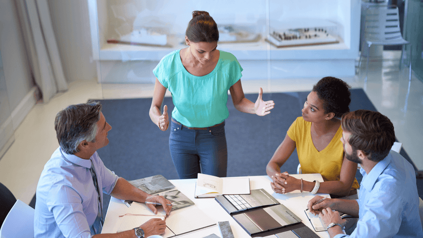 Jak skutecznie delegować zadania, by zwiększyć efektywność zespołu?